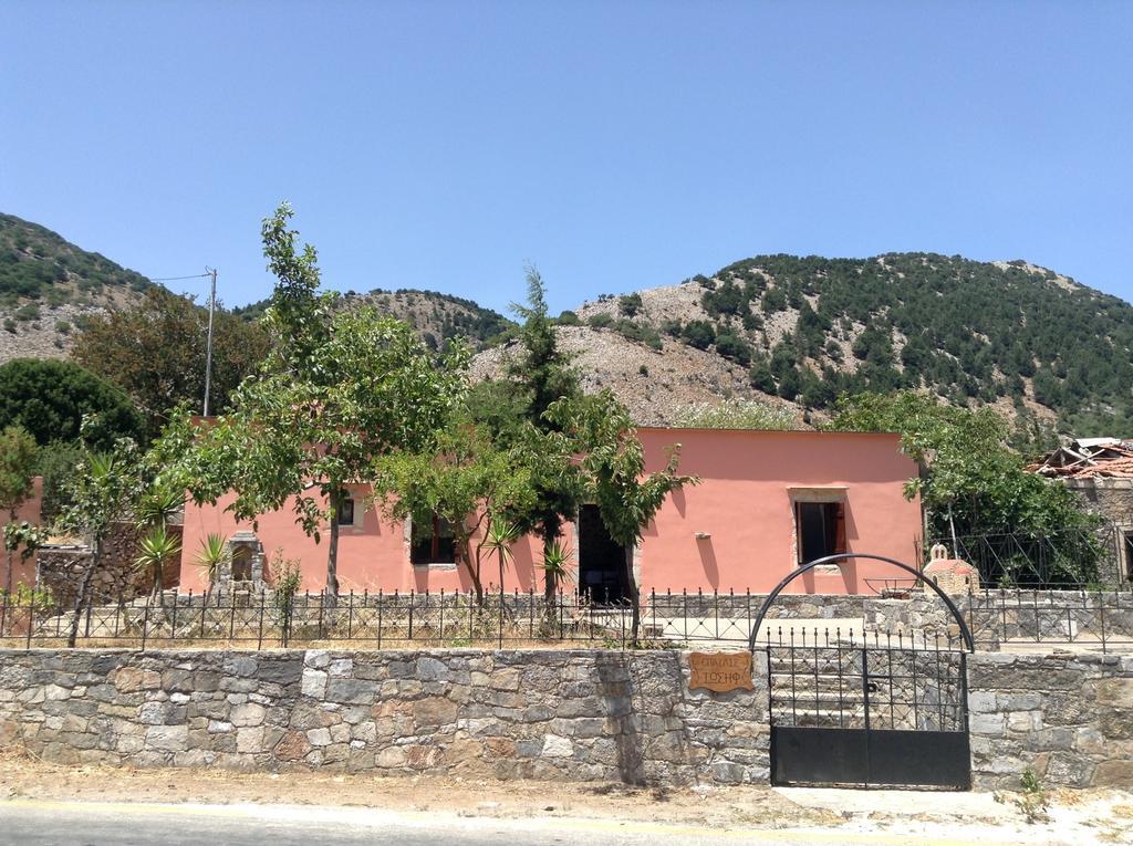 Vila Epavlis Iosif Khóra Sfakíon Exteriér fotografie