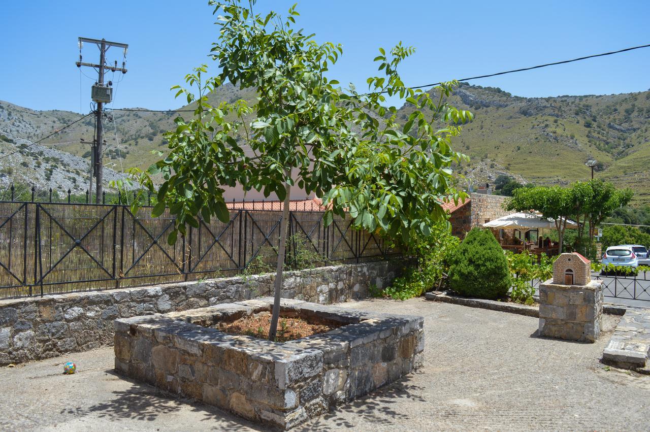Vila Epavlis Iosif Khóra Sfakíon Exteriér fotografie